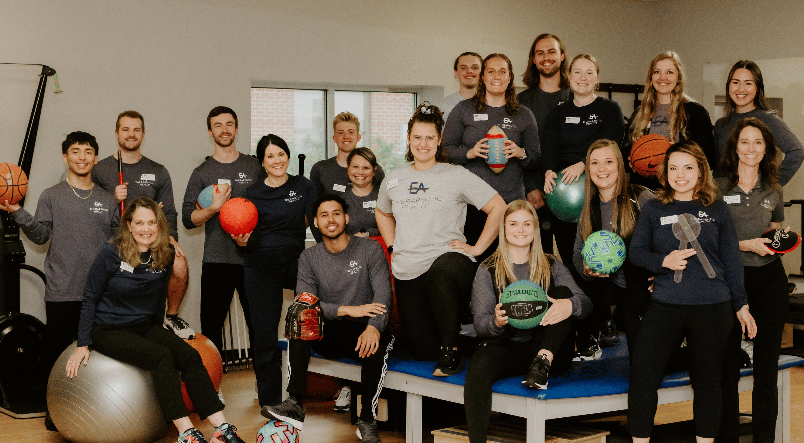 team-photo-EA-physical-therapists